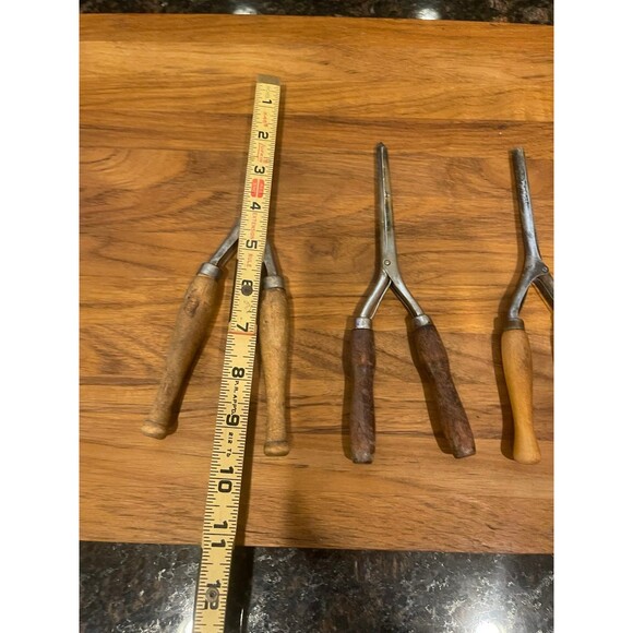 3 Vintage Curling Irons - Picture 3 of 4